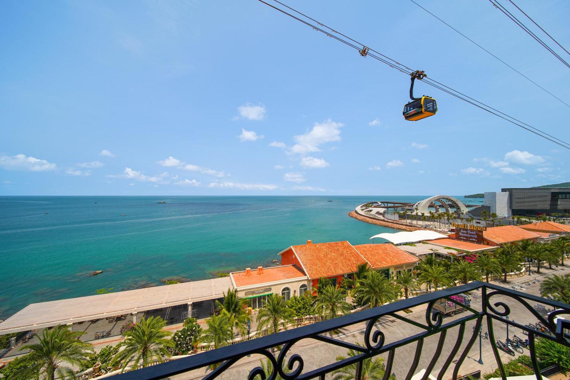 Roma Hotel Phu Quoc - Free Airport Shuttle & Sunset Town Tour Eksteriør billede